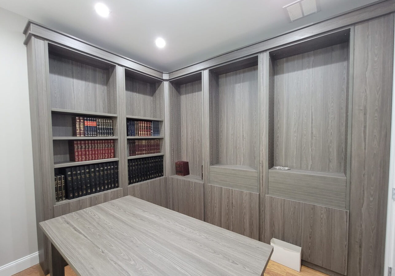 custom seforim shrank in study